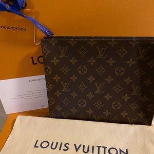 Louis Vuitton Toiletry 26